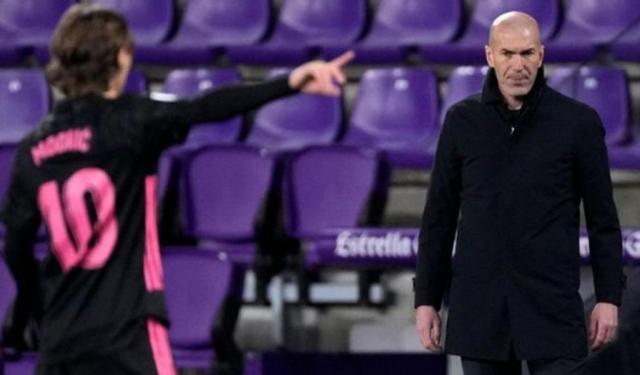 HuaTiHui-欧冠皇马仅剩首发一套 齐祖如何应对真蓝黑强攻？